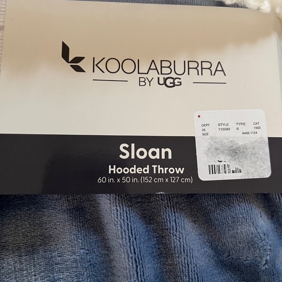 Koolaburra By Ugg Sloan Hooded Throw Blanket Stonewash Gray/Blue 60"x50" NWT - Picture 5 of 6